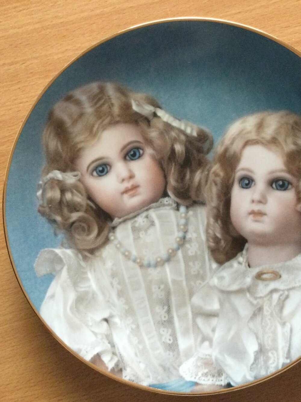 1983 Royal Manor “Jumeau Sisters” Dolls Plate – Limited 3500 Edition #0029